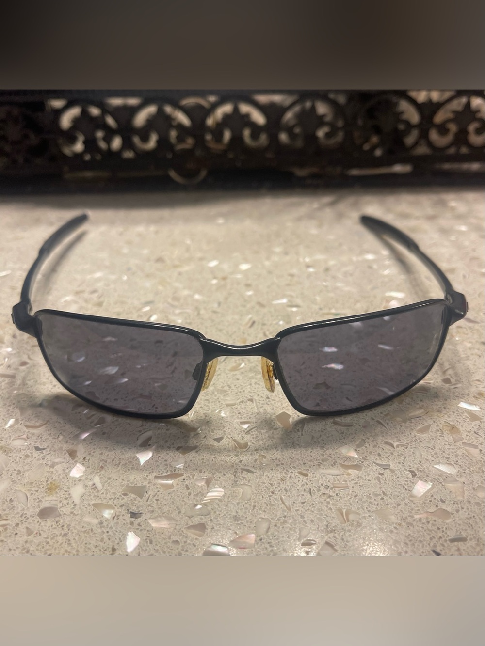 Oakley Sunglasses Square Wire
Metal
Black
Has prescription lens - Picture 3 of 6